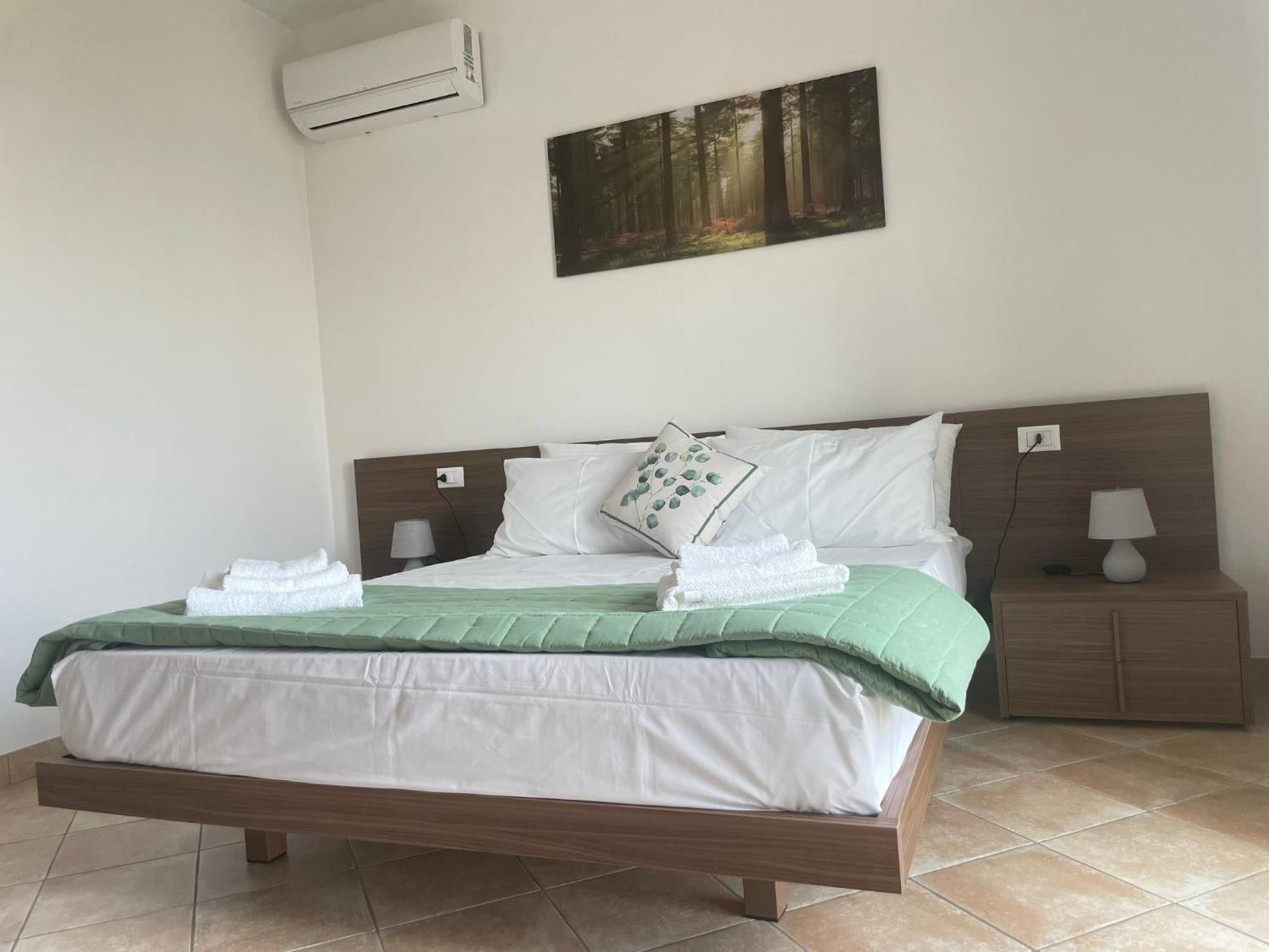 Maison De Cheeramie - Tourist Apartments Tra Mare E Etna Mascali Exteriör bild